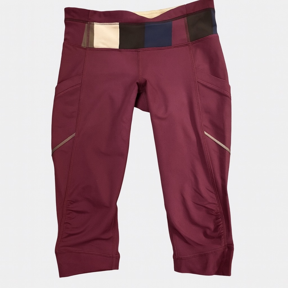 LULULEMON Ladies Athletic Capri Leggings Color‎ Block Waistband Side Pockets